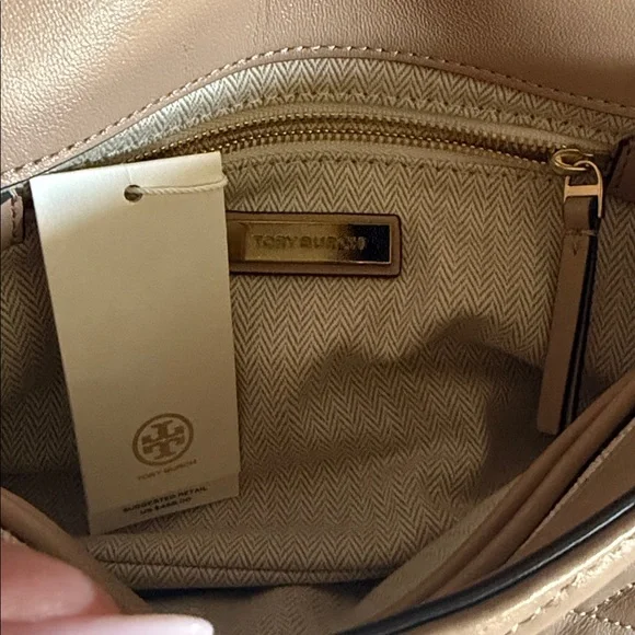 Tory Burch Quilted Tan Shoulder Bag - Picture 15 of 15